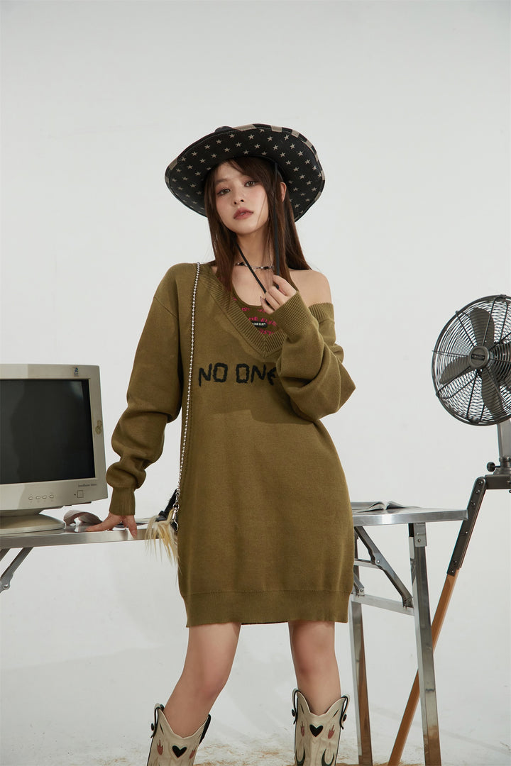 Noe Embroidery Deep V-Neck Dress