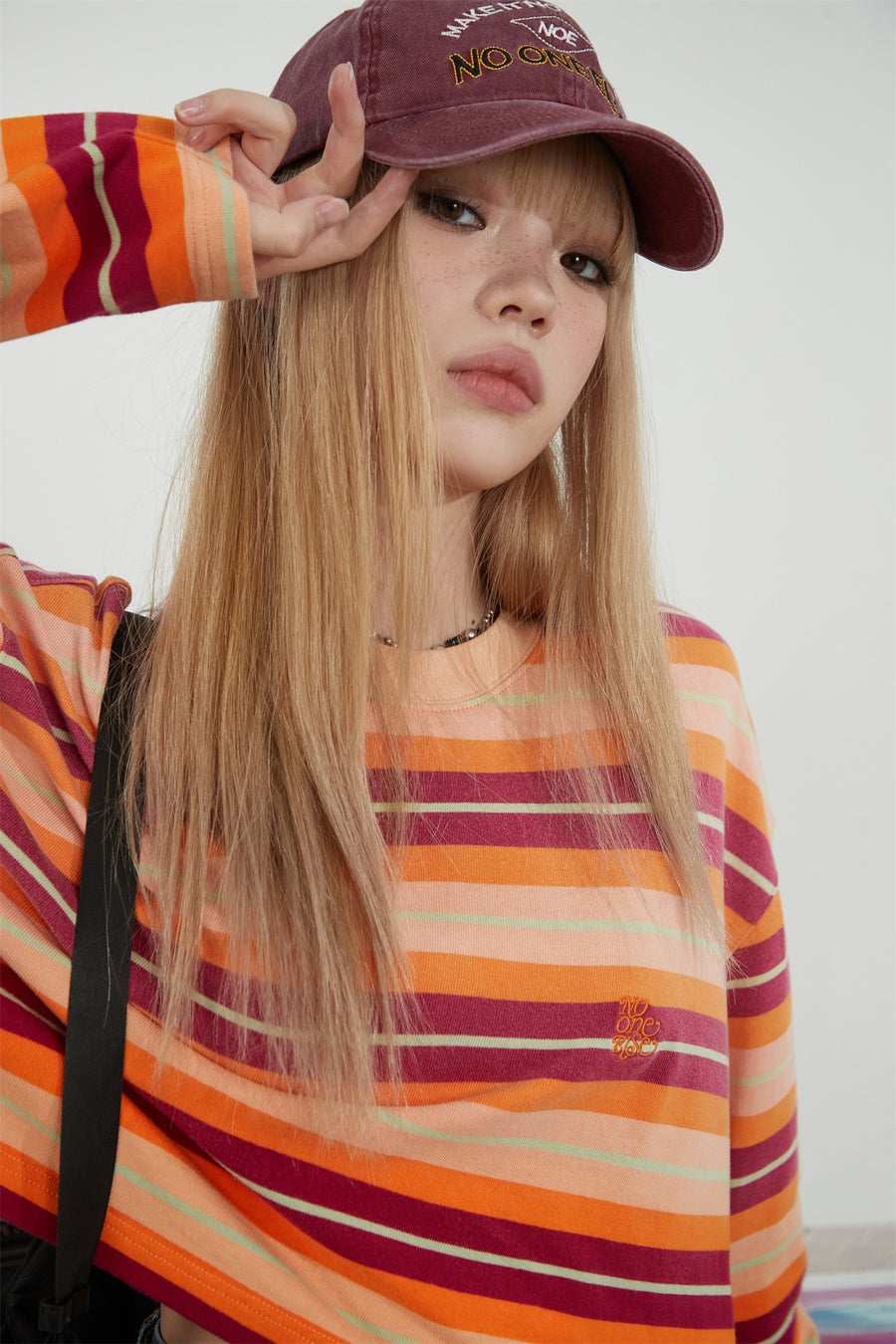 CHUU Striped Cropped T-Shirt