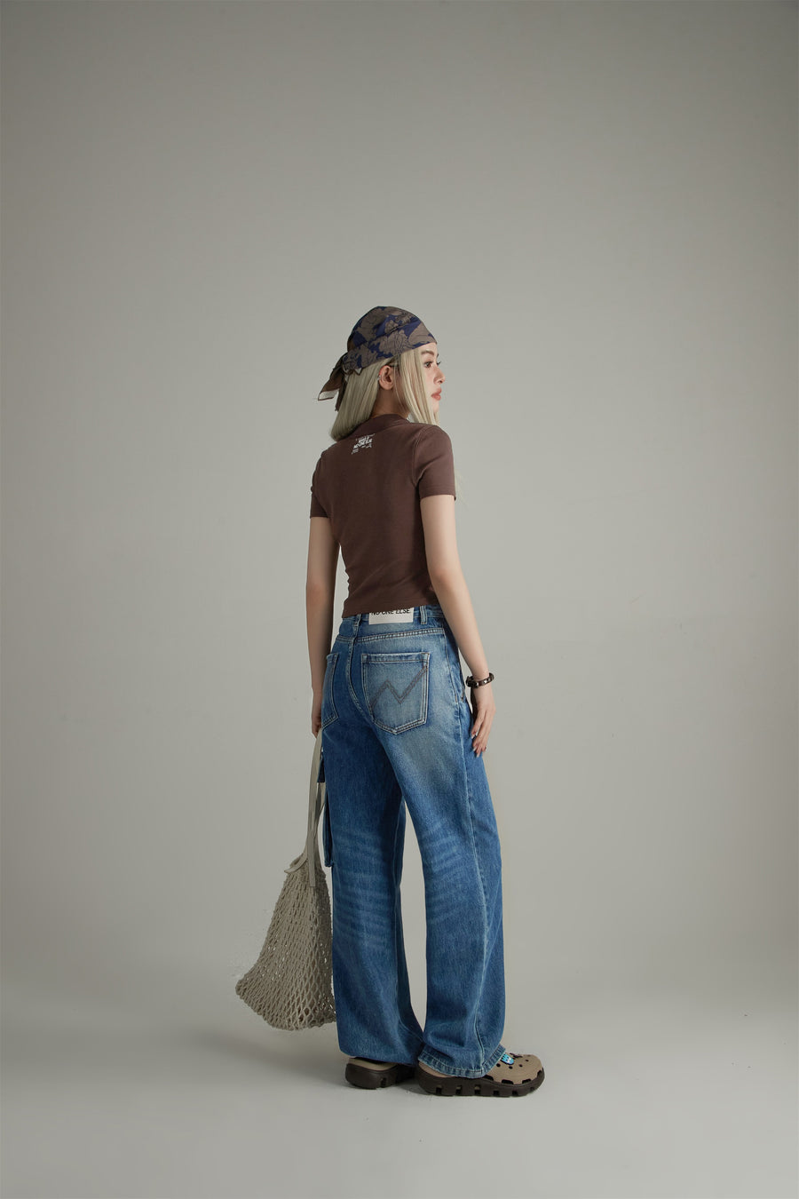 CHUU Long Cargo Pockets Wide Jeans