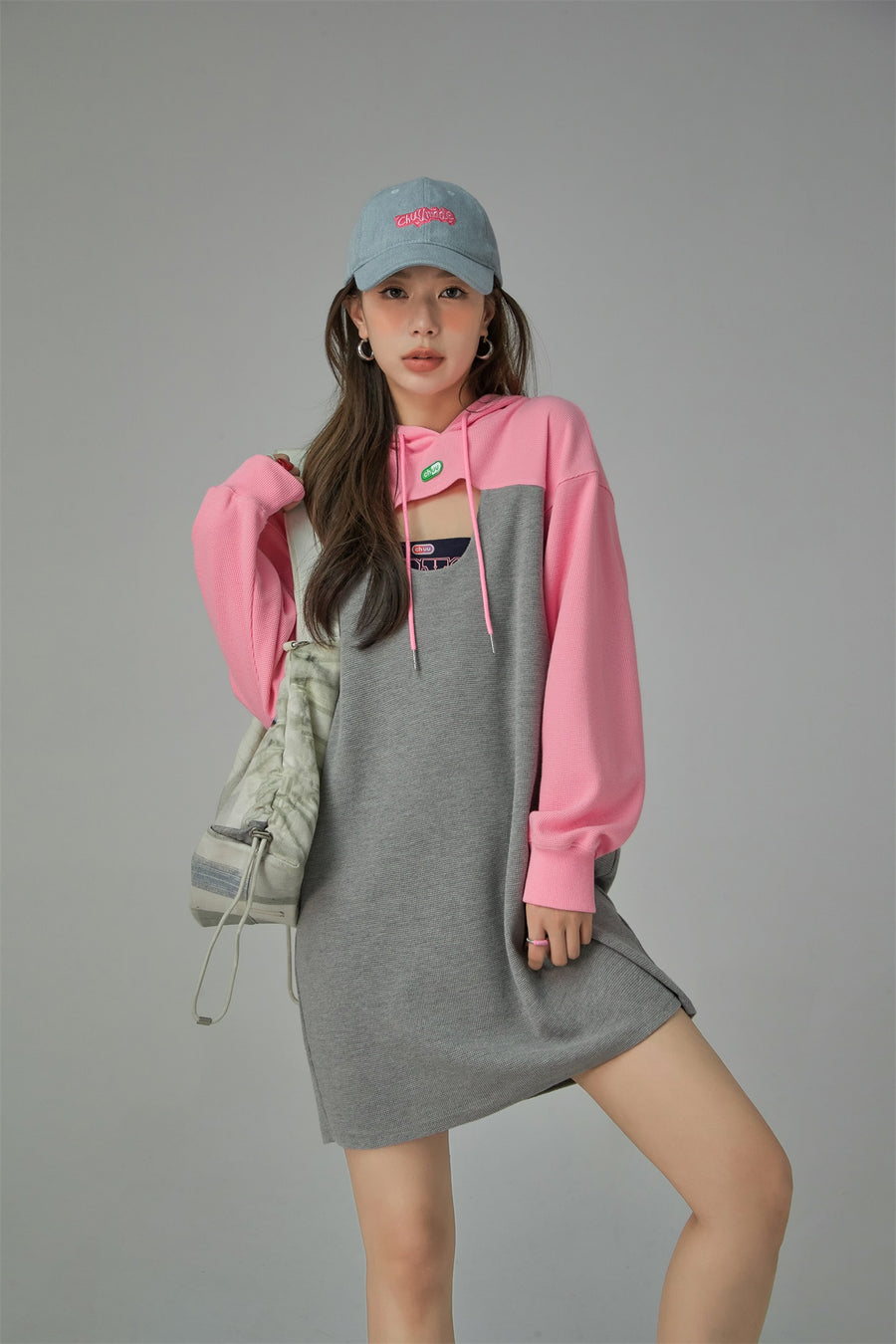 CHUU Front Keyhole Hooded Dress