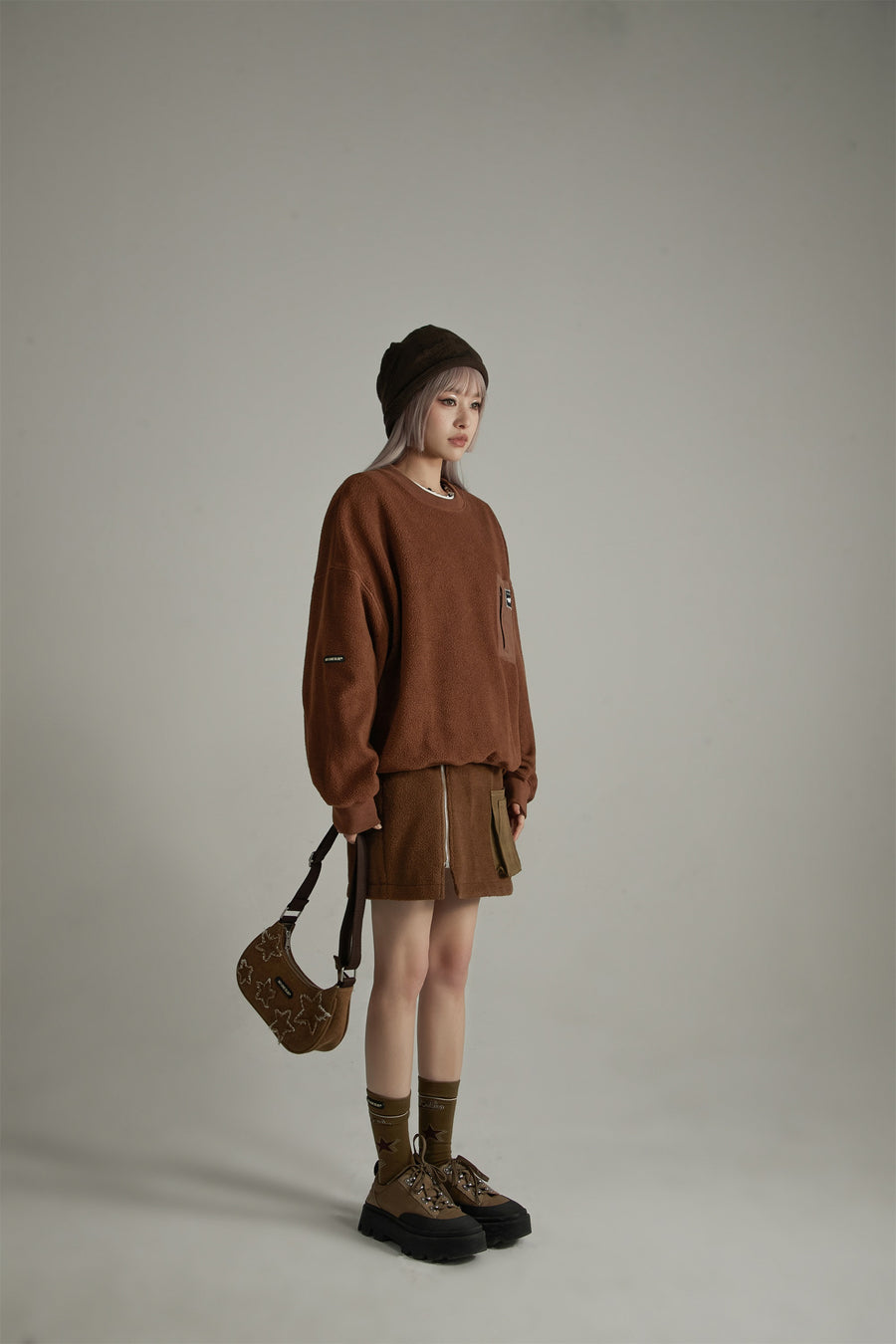 CHUU Pocket Fleece Mini Skirt