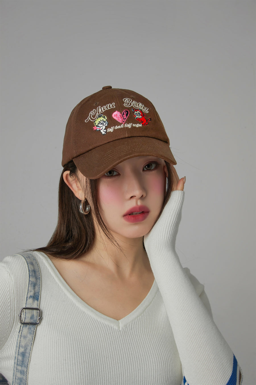 CHUU Angel And Devil Vintage Cap