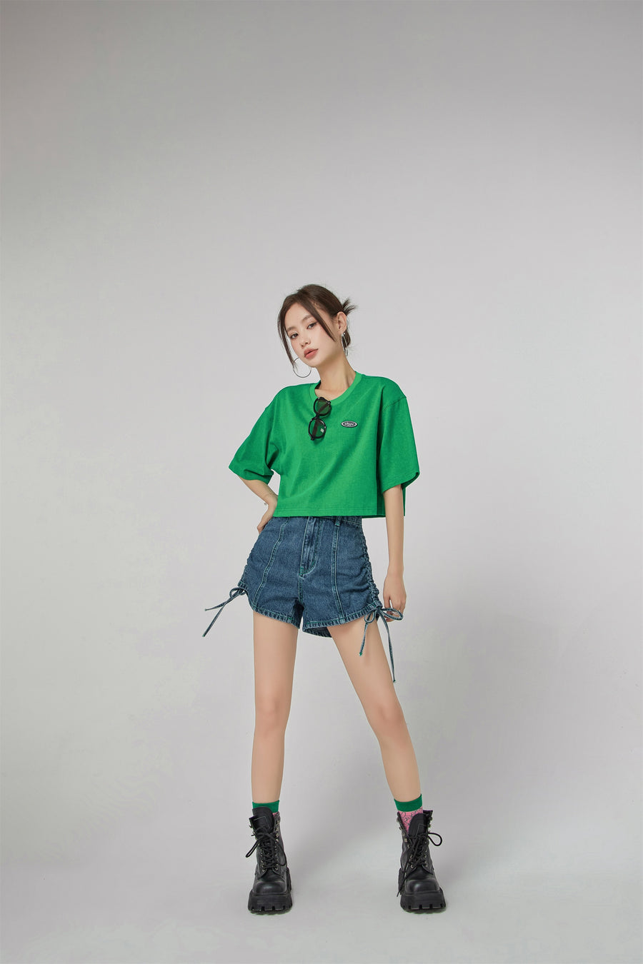 CHUU Chuu Logo Overfit Crop T-Shirt