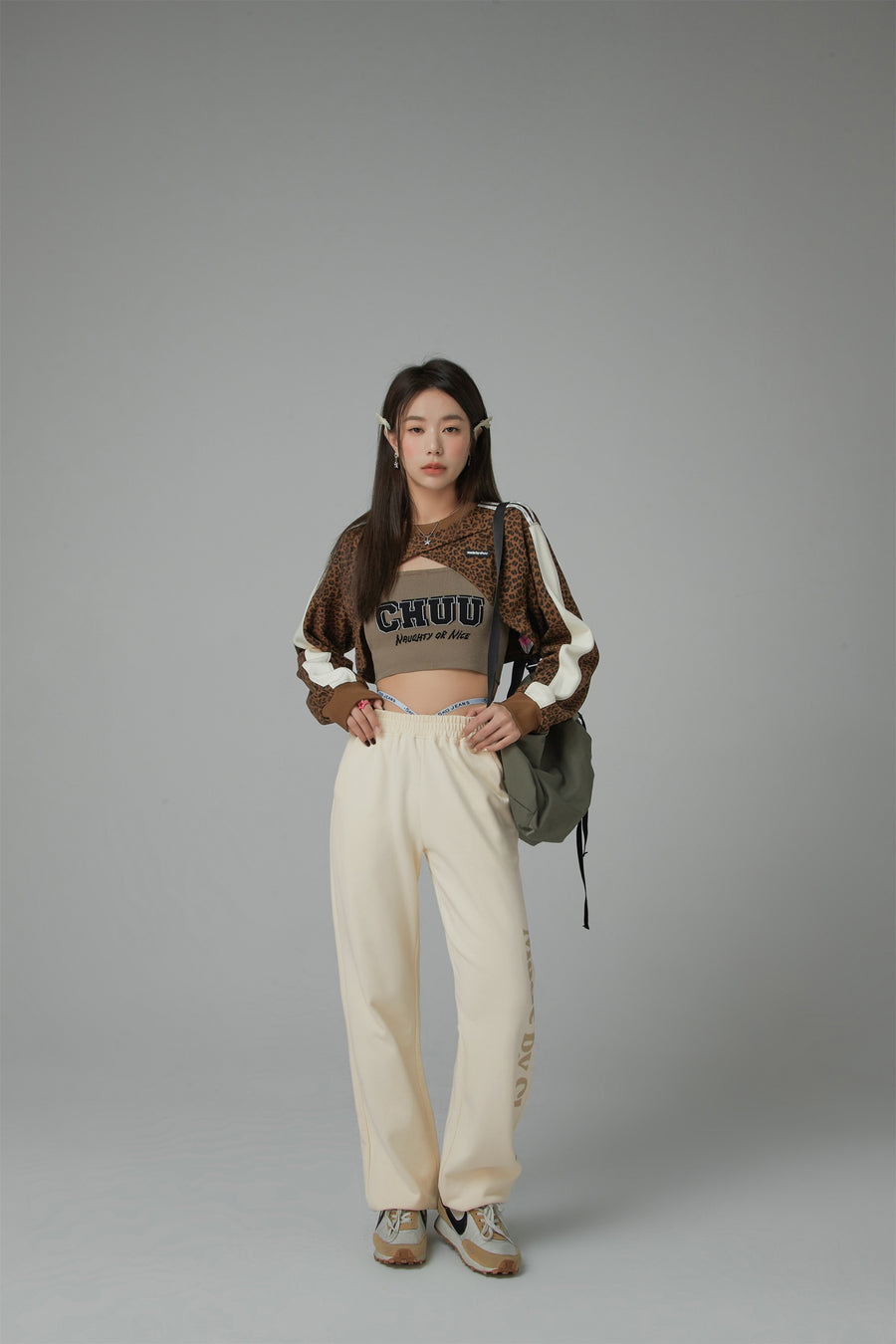 CHUU Diagonal Bolero Sweatshirt