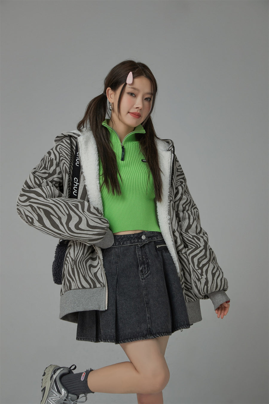 CHUU Zebra Loose Fit Dumble Jacket