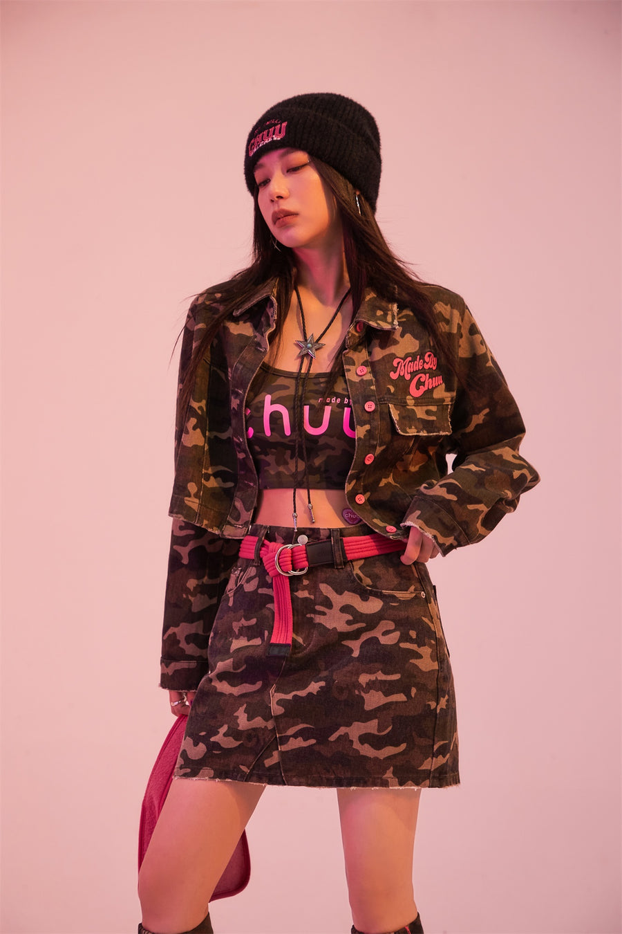 CHUU Hot Girl Camouflage Skirt