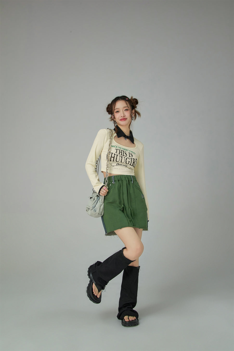 CHUU Chuu Girl Cut Out Collar Crop Top