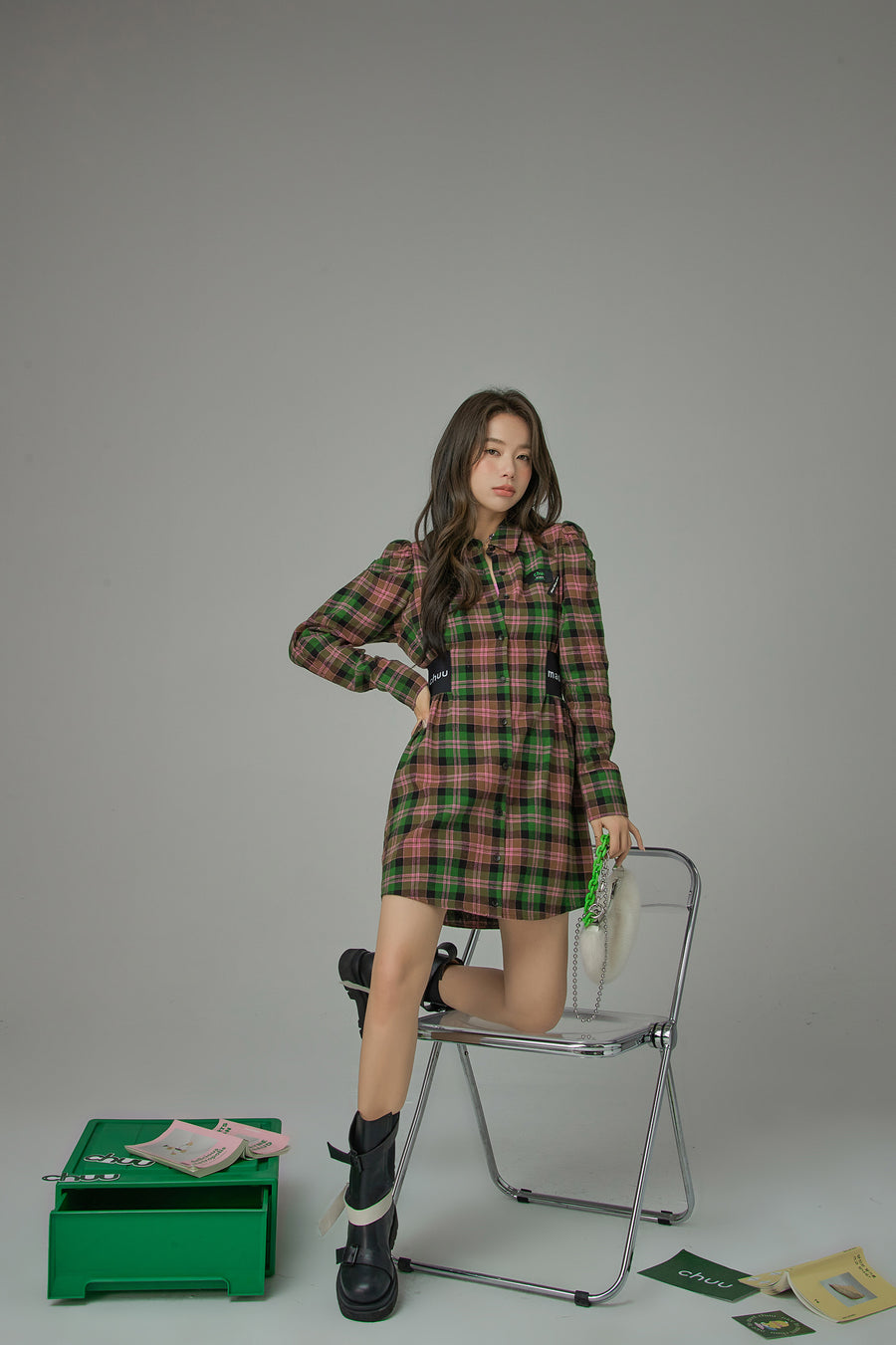 CHUU Catching Feelings Checkered Dress