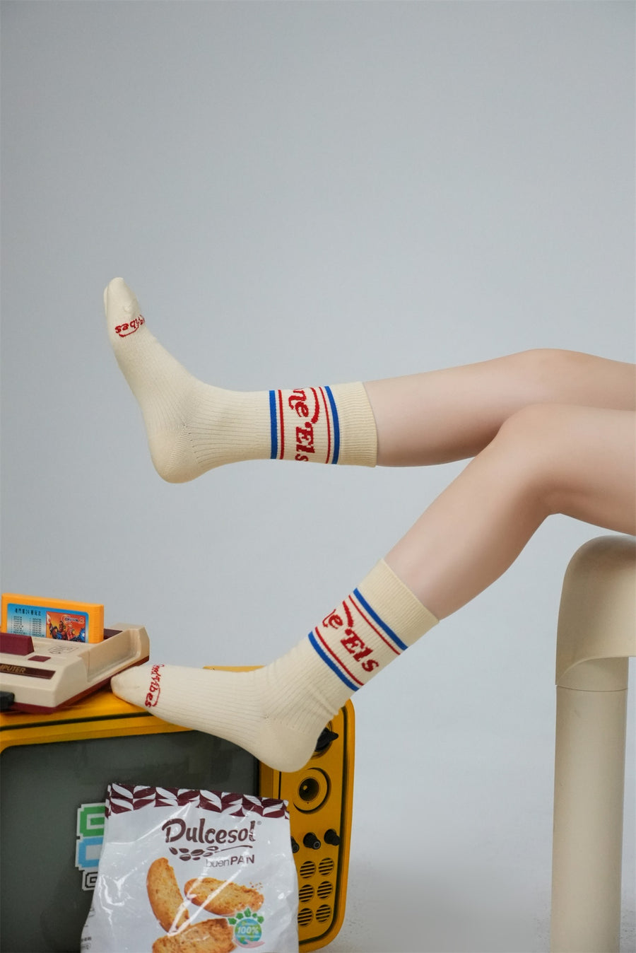 CHUU Vintage Retro Socks