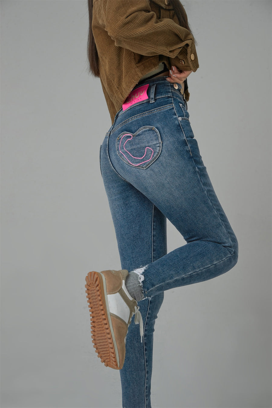 CHUU Heart Pocket Skinny Jeans