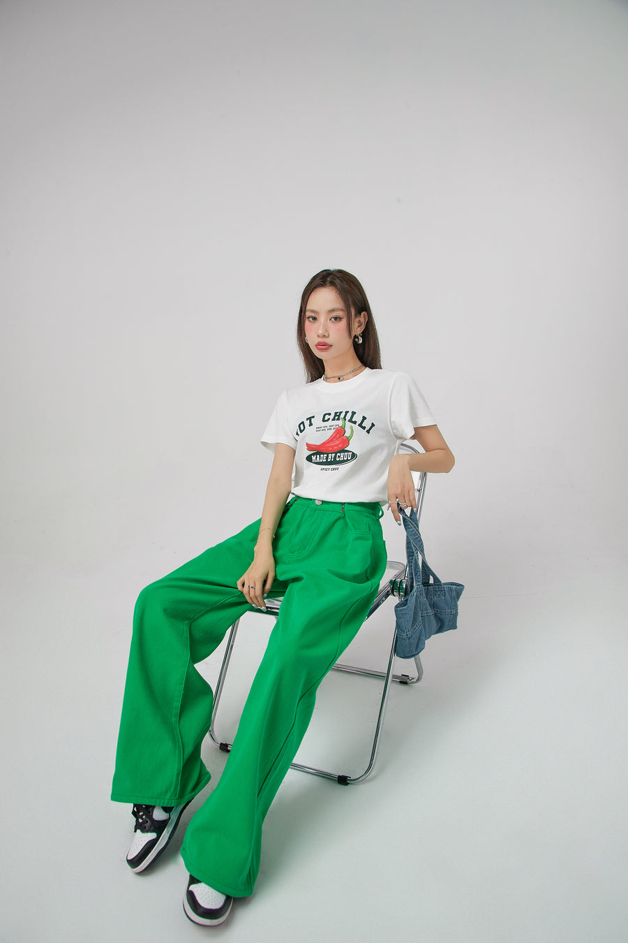 CHUU Hot Chilli Loosefit T-Shirt