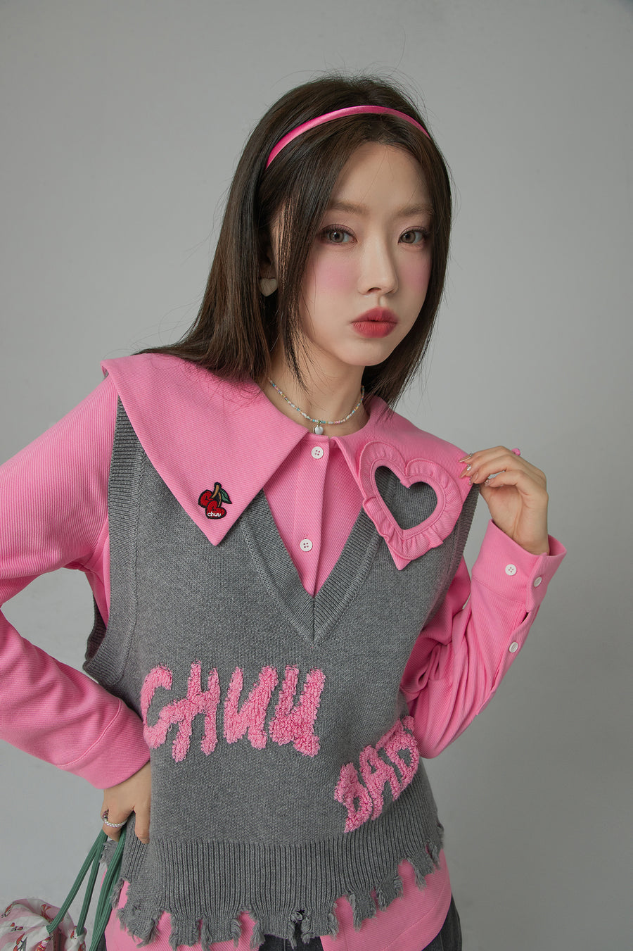 CHUU My Heart Is Pounding Knit Vest