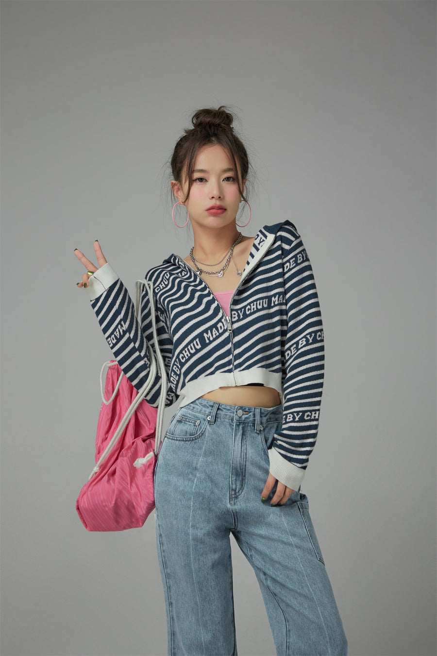 CHUU Candy Cane Striped Knit Cropped Outer Hoodie