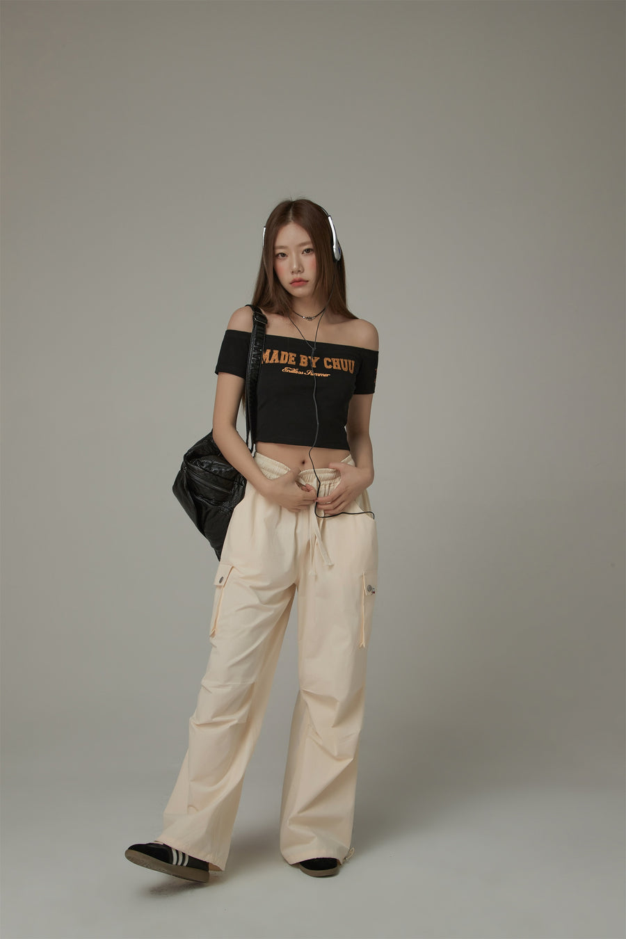 CHUU Basic Color String Cargo Wide Pants