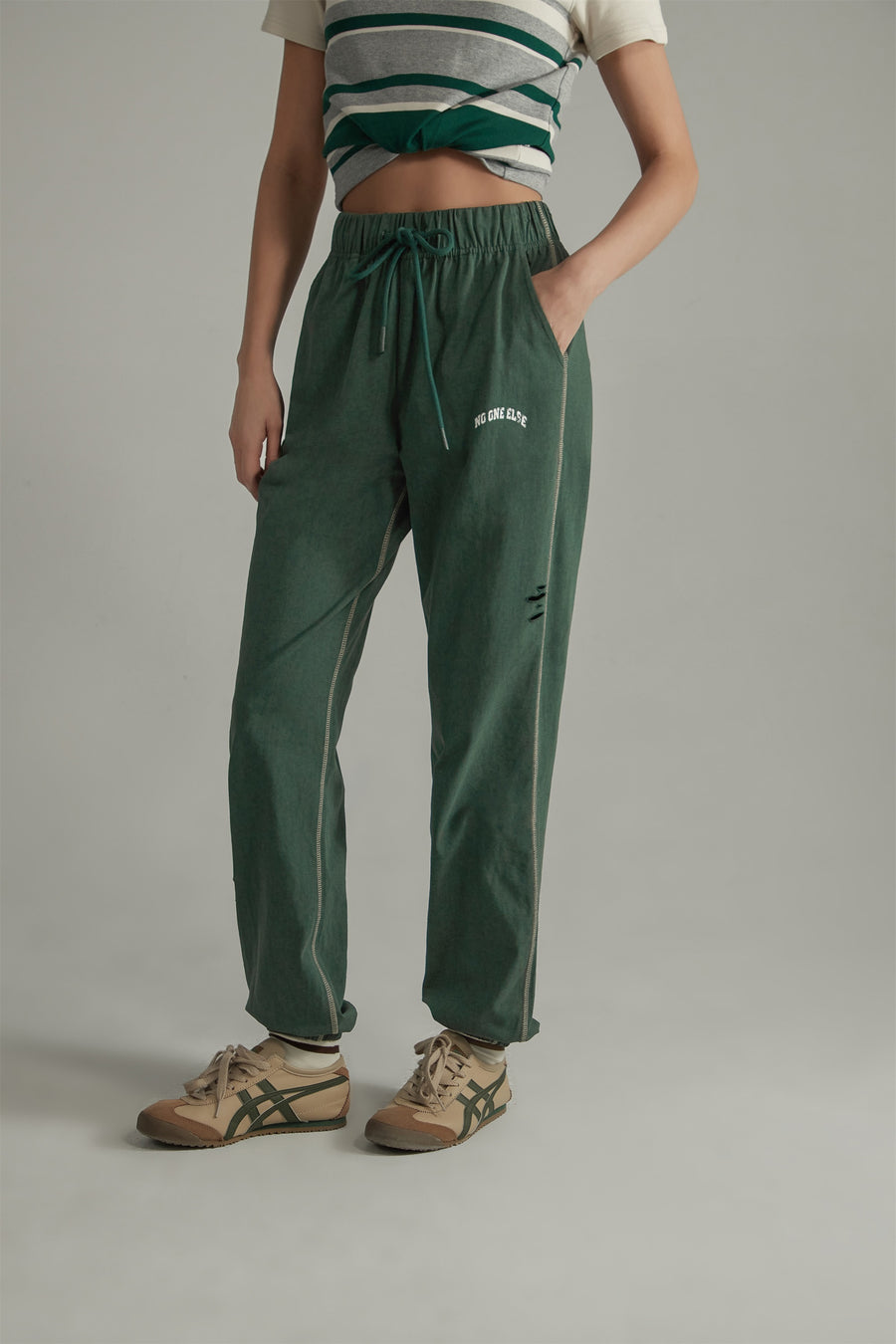 CHUU Daily Color String Jogger Sweatpants