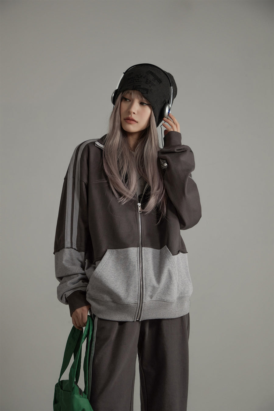 CHUU Color Matching Oversize Zip-Up Hoodie