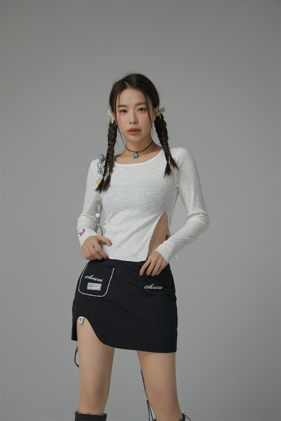 CHUU Slim Side Slit Long Sleeve T-Shirt