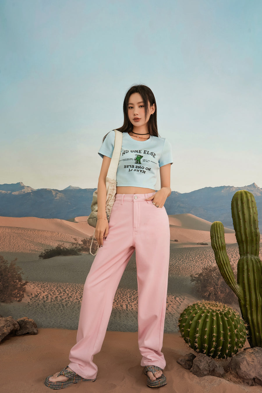 CHUU Happiness Formula Crop Top