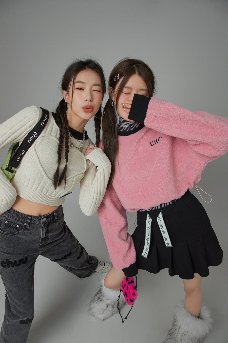 CHUU Fleece Color Matching Cropped Sweatshirt