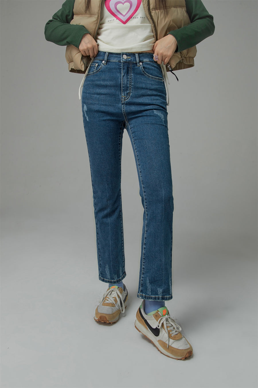 CHUU Heart Pocket Bootcut Denim Pants