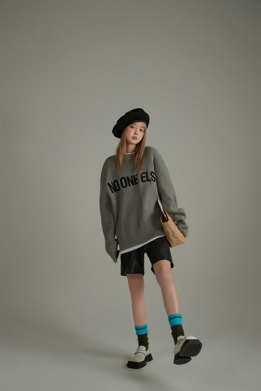 CHUU Noe Lettering Knit Sweater