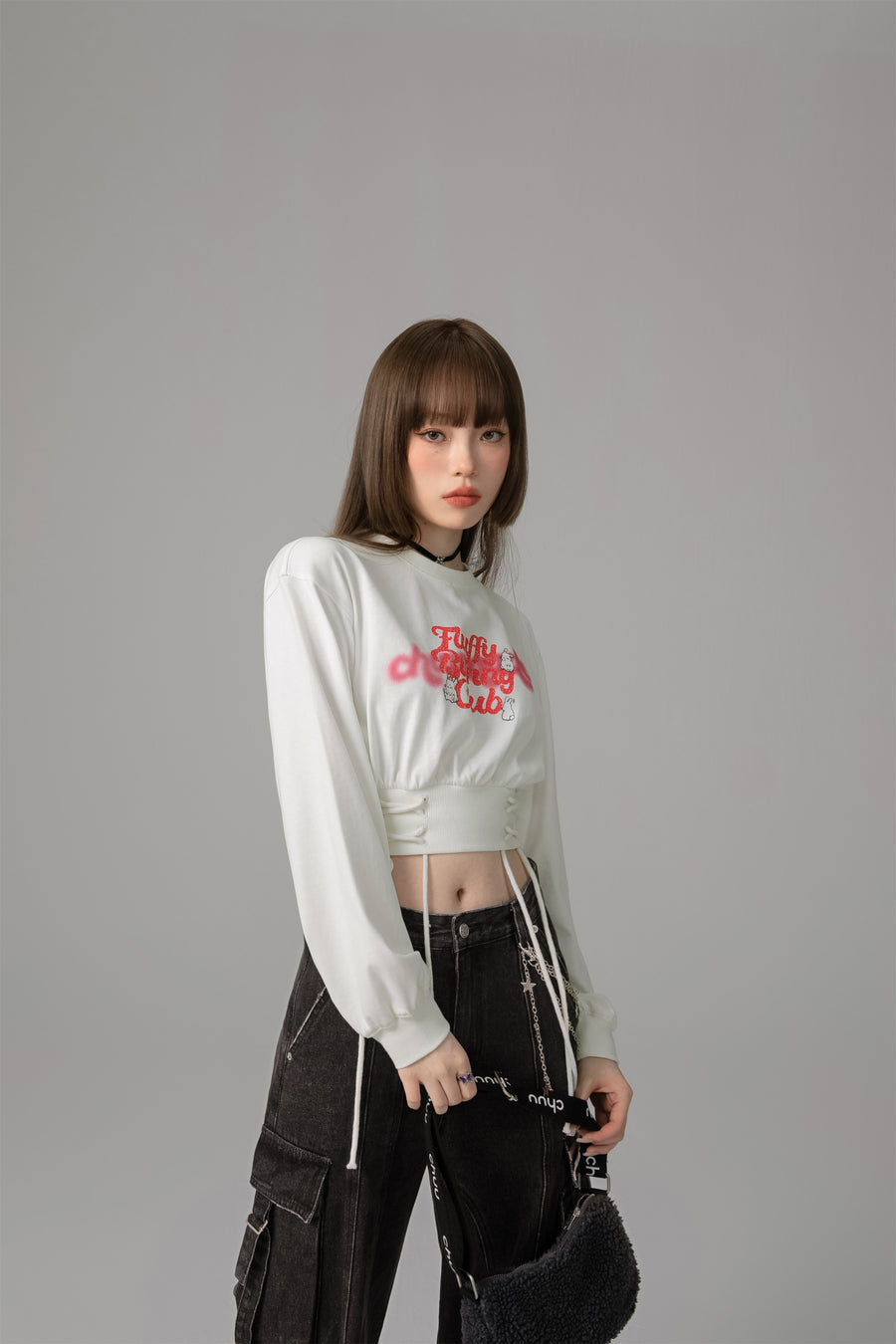 CHUU Red Bunny Cropped Sweater