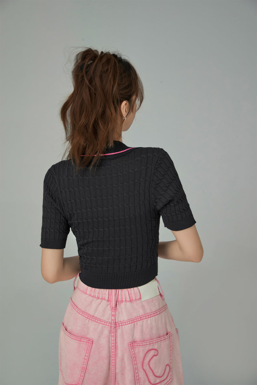 CHUU Zip-Up Cable Knit Crop Cardigan