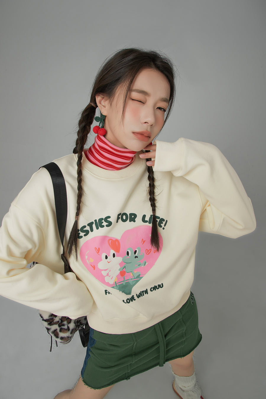 CHUU Tennis Frog Loose Fit Sweatshirt