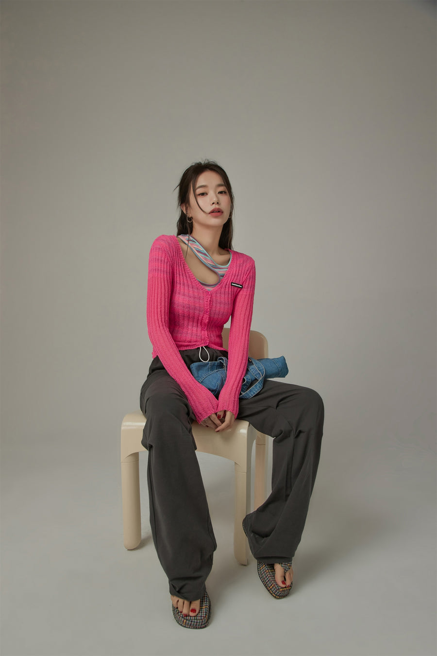 CHUU V-Neck Knit Cardigan