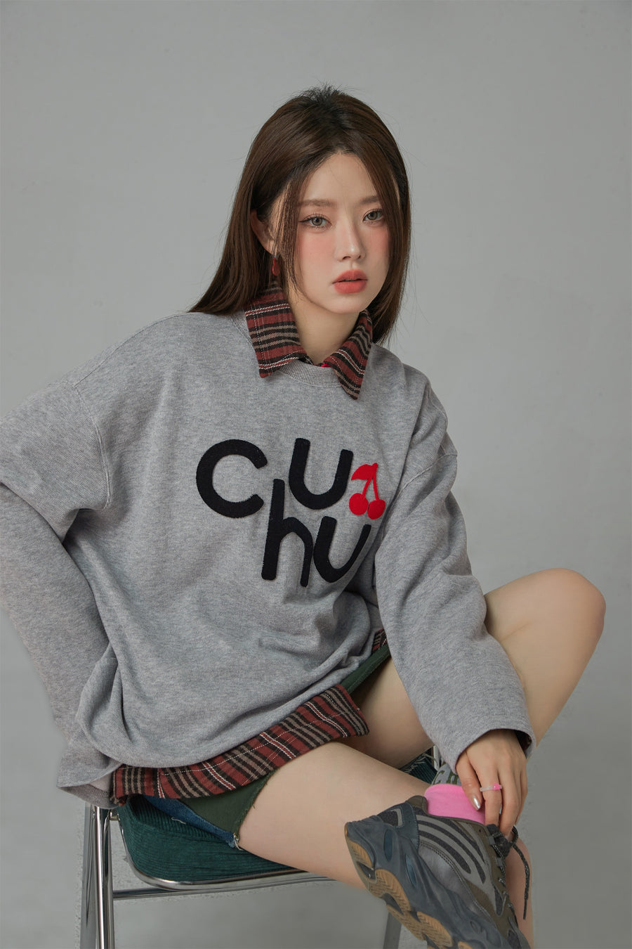 CHUU Smile Magnet Cherry Sporty Loose Fit T-Shirt