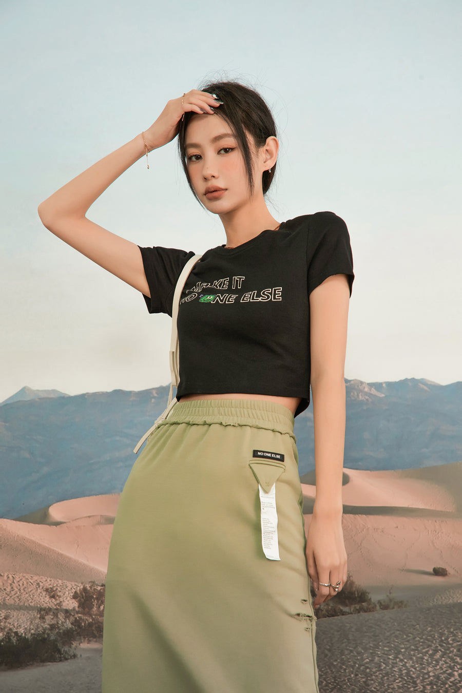 CHUU Happiness Formula Crop Top