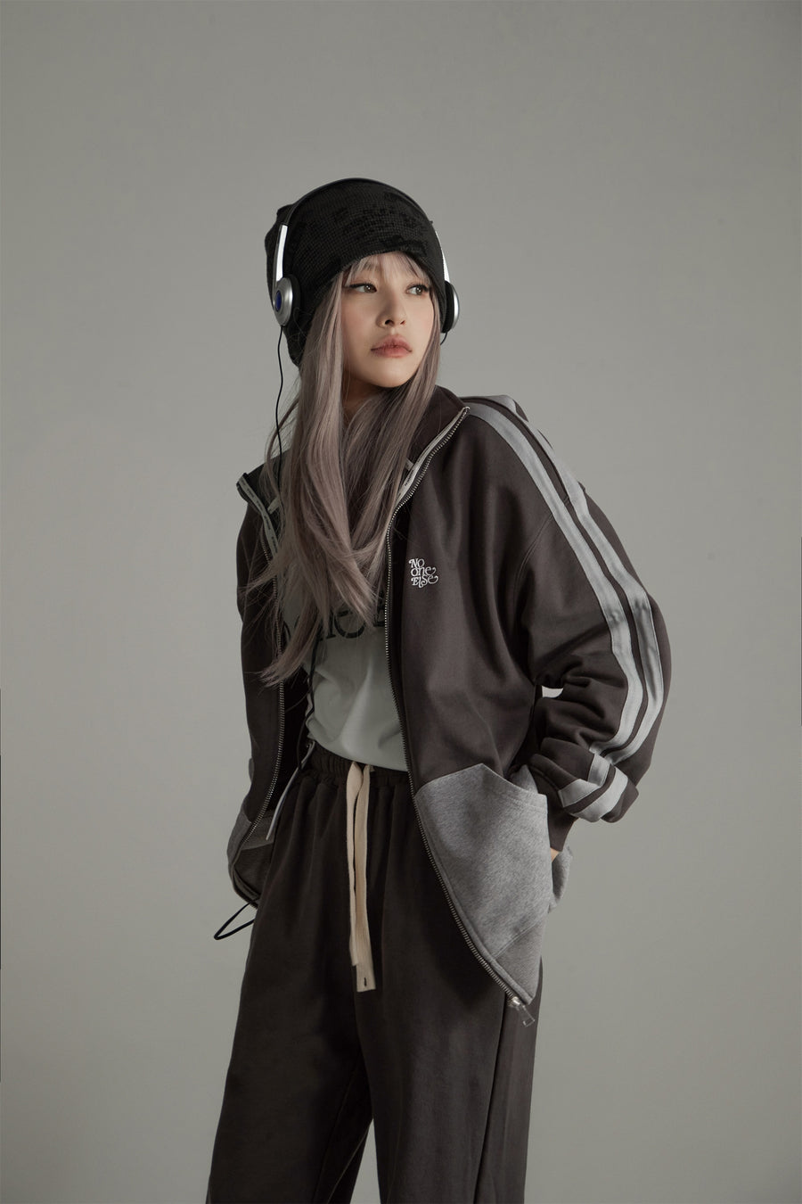 CHUU Color Matching Oversize Zip-Up Hoodie