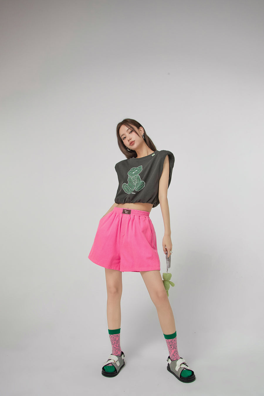 CHUU Happy Frog Shoulder Pad T-Shirt