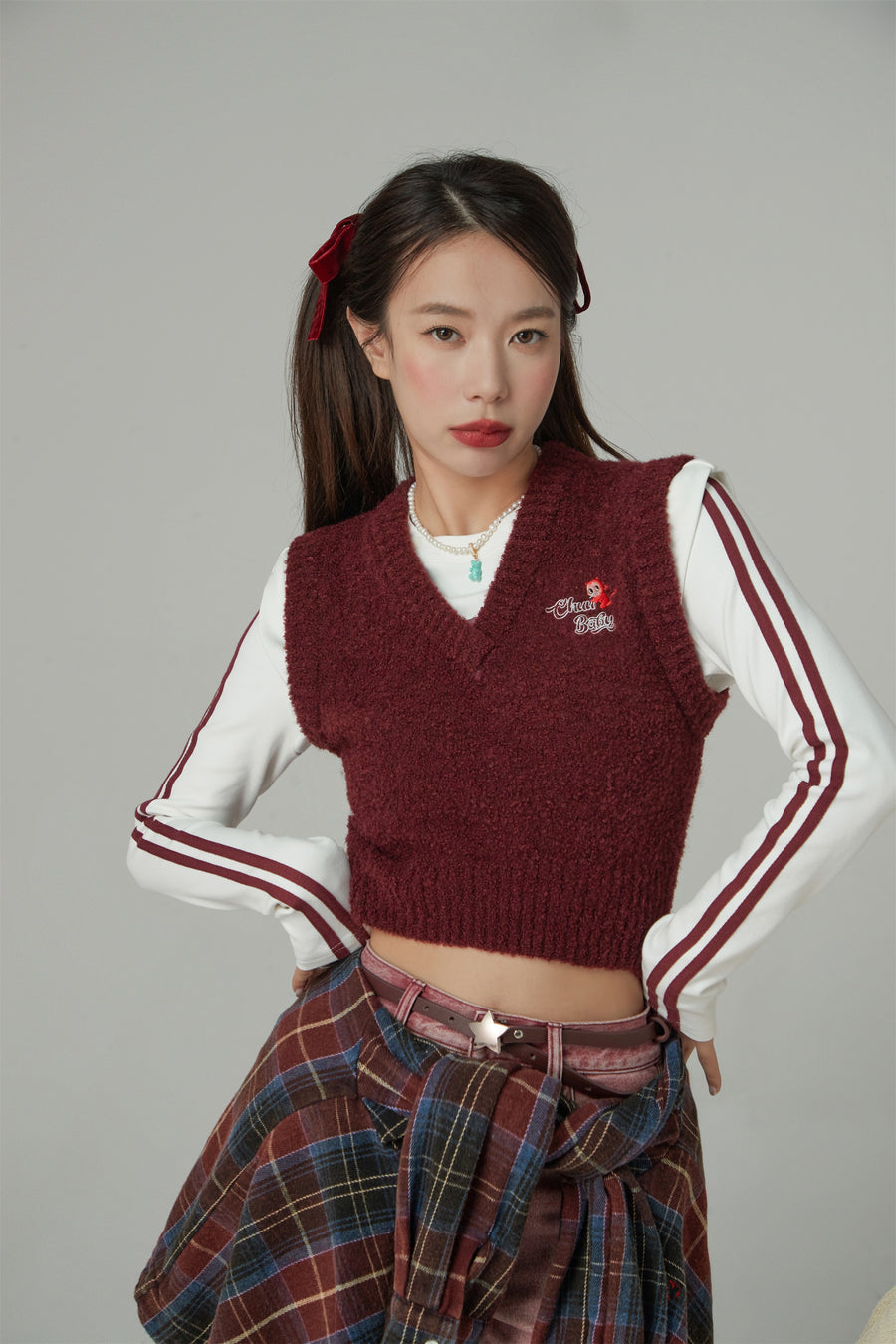 CHUU Fluffy Bunny Crop Long-Sleeves Top