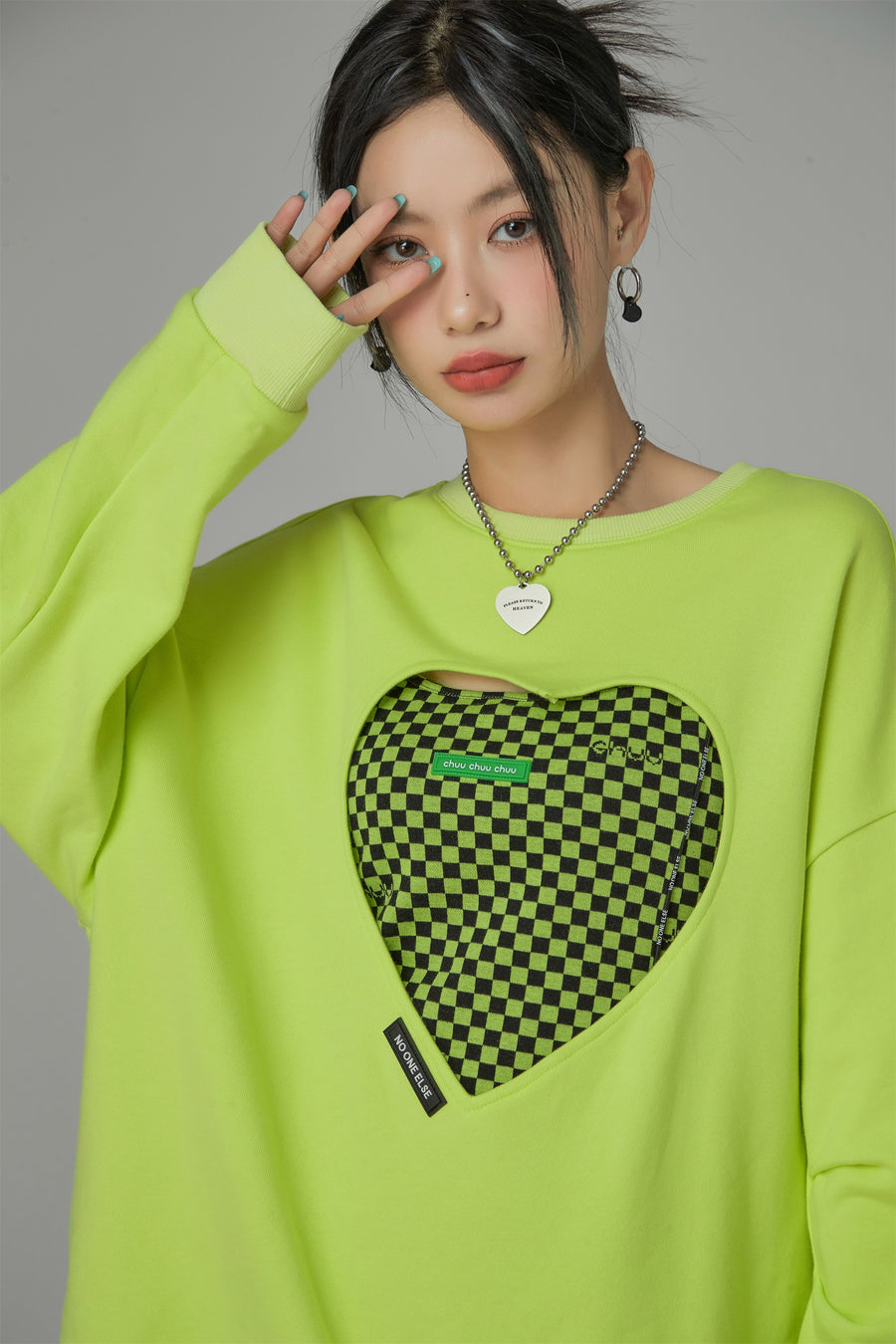 CHUU Show Me Your Heart Cutout Sweatshirt