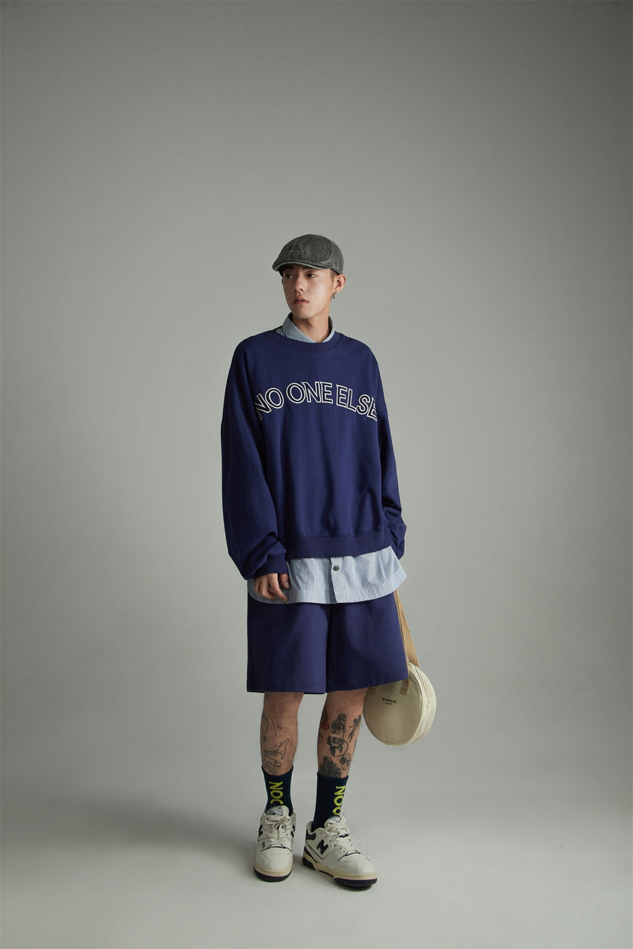 CHUU Noe Logo Printed Loose Fit Hoodie