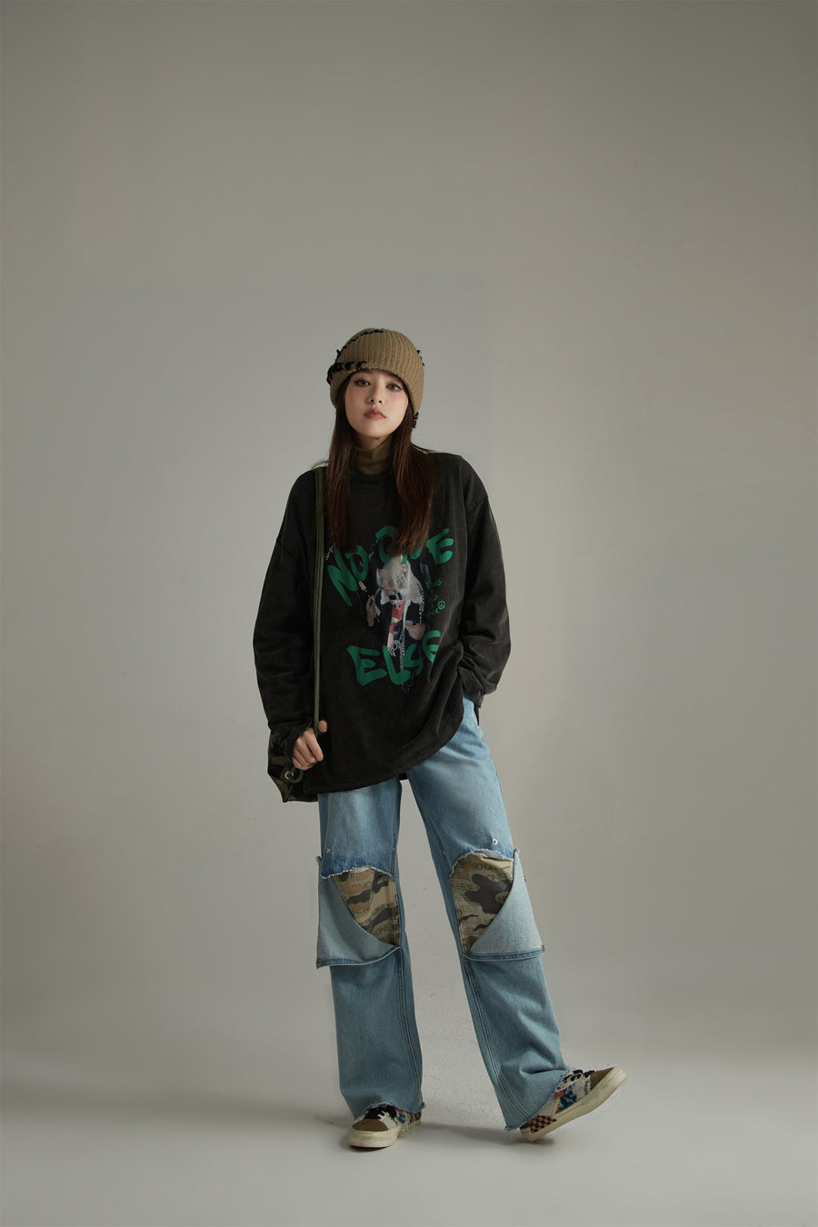 CHUU Noe Wild Printed Loose Fit T-Shirt