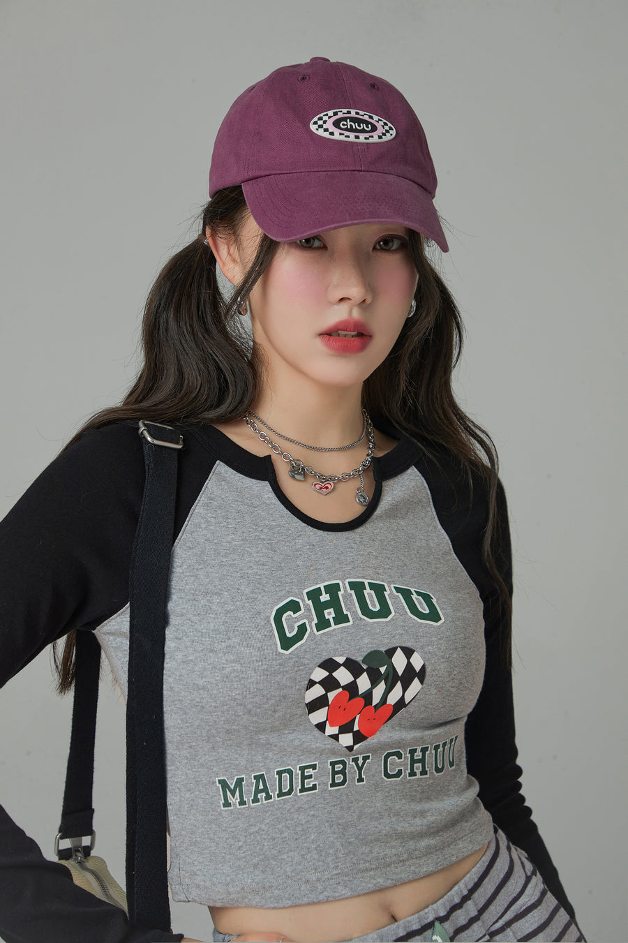 CHUU Make Me A Believer Raglan Color Crop T-Shirt