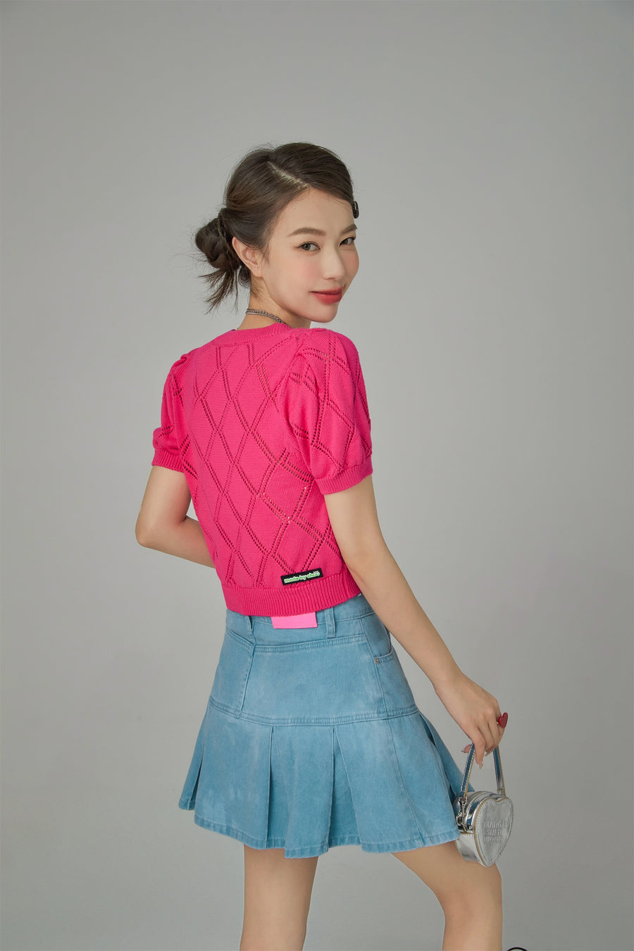 CHUU Cherry Knit Crochet Crop Sweater