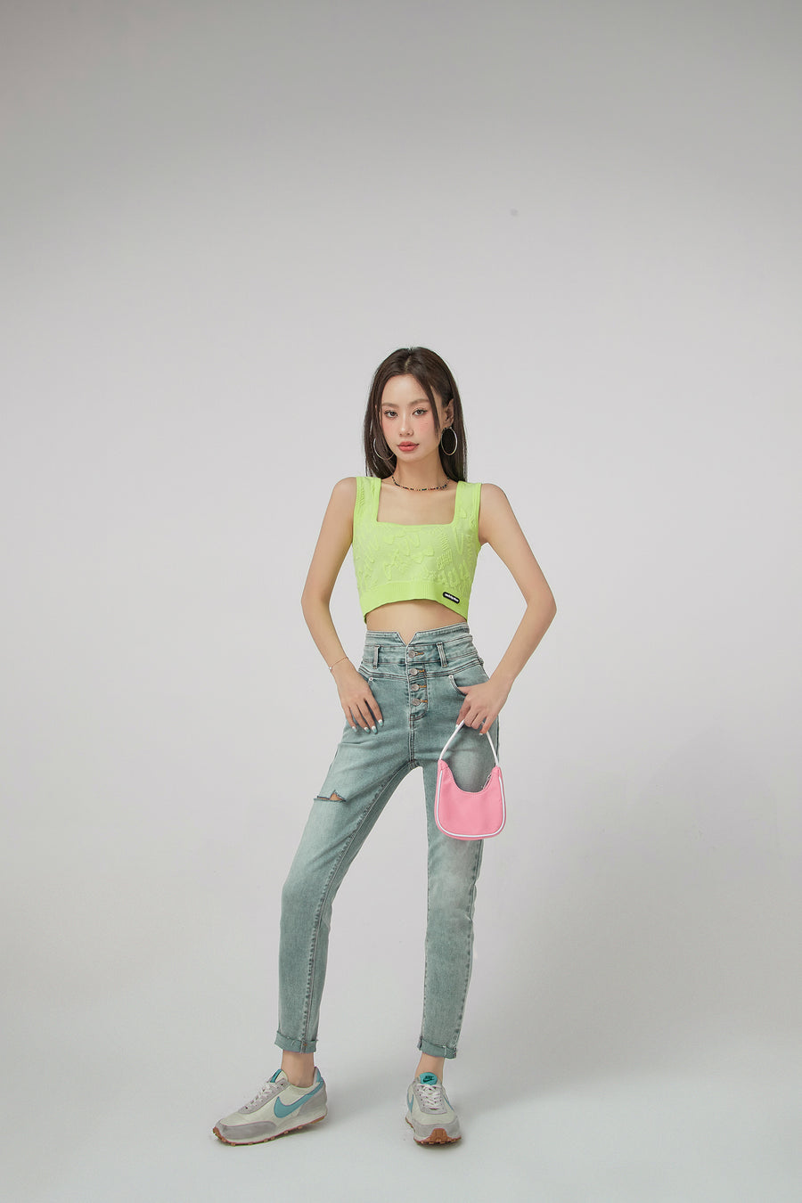 CHUU High Waist Button Slim Jeans