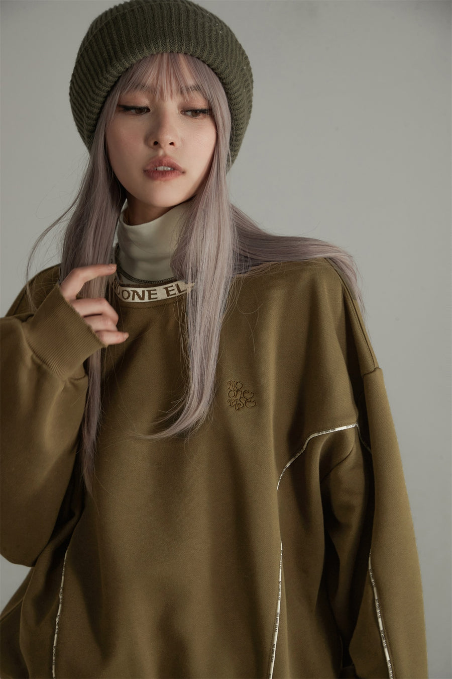 CHUU Simple Loose Fit Sweatshirt