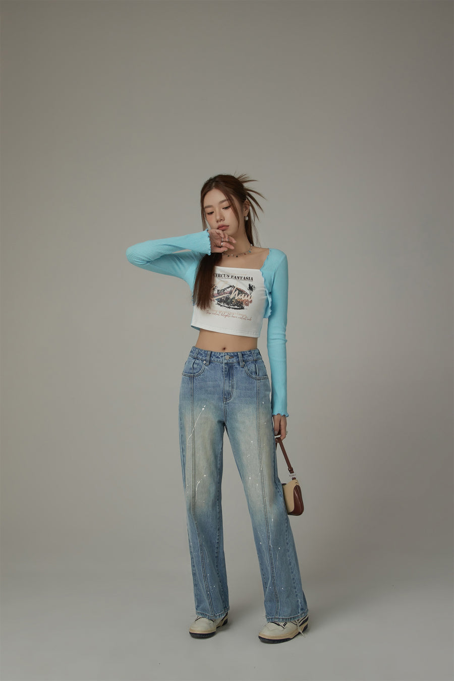 CHUU Wide Washed Denim Jeans