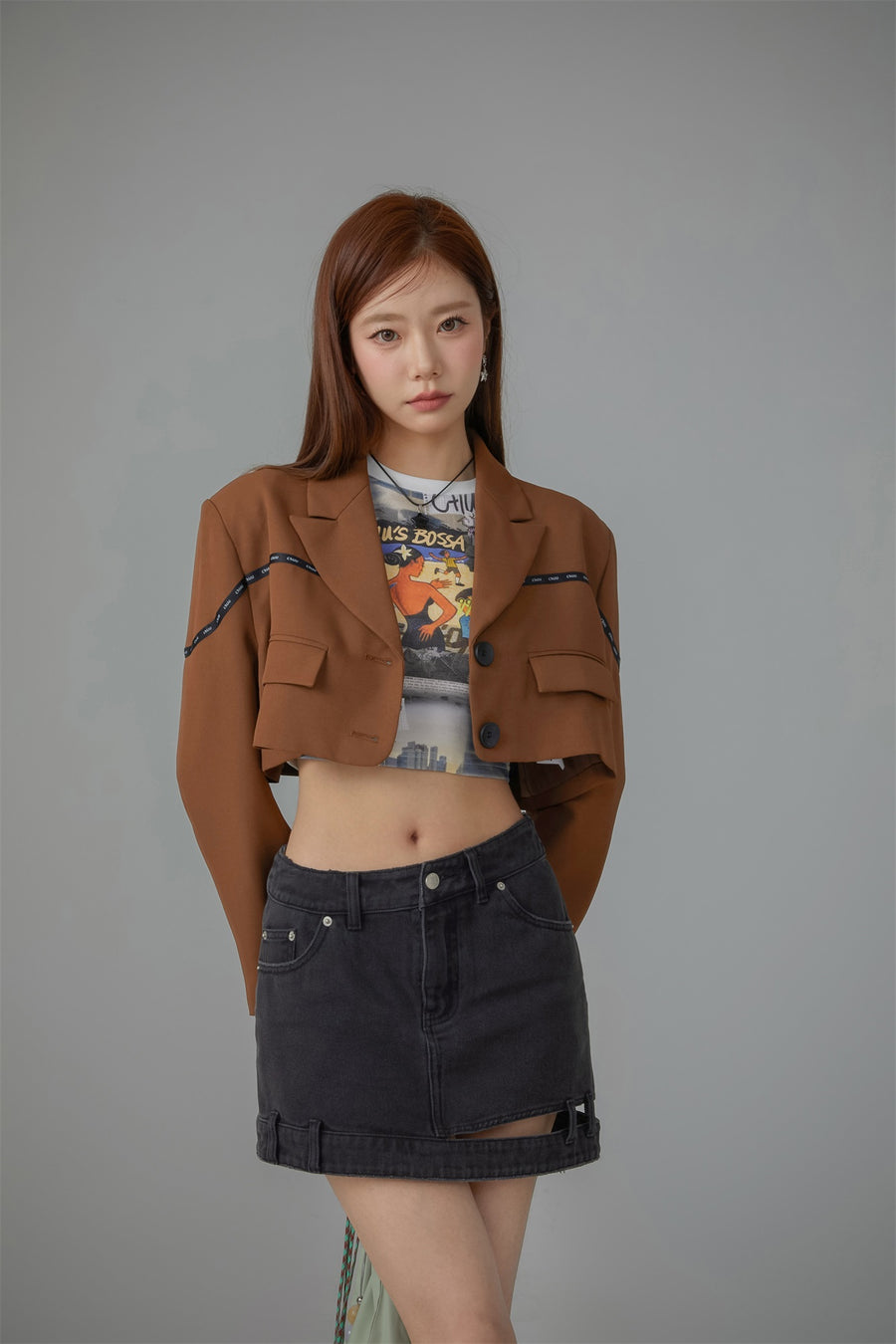 CHUU Two-Button Cropped Jacket