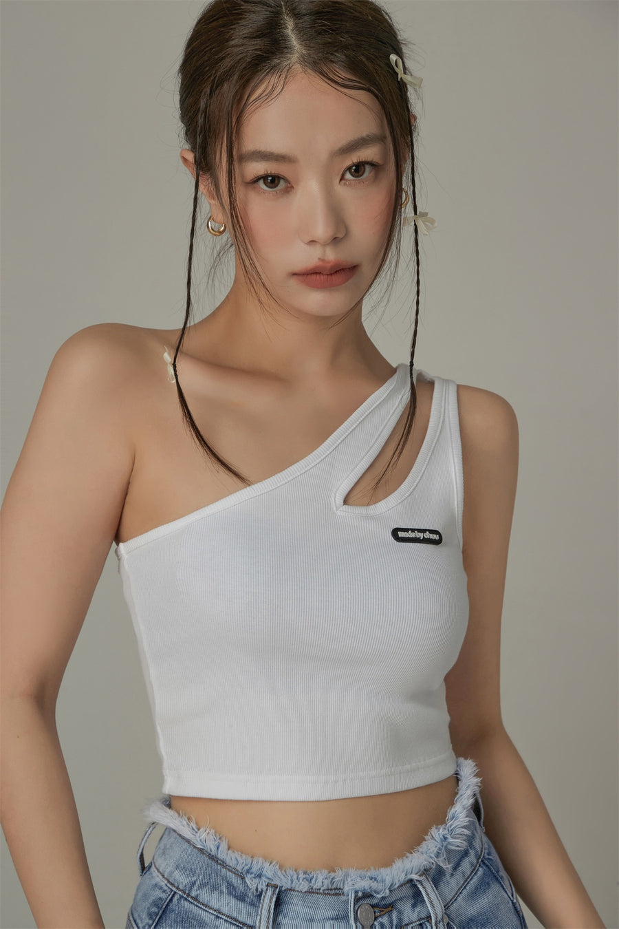 CHUU One Shoulder Slim Crop Top