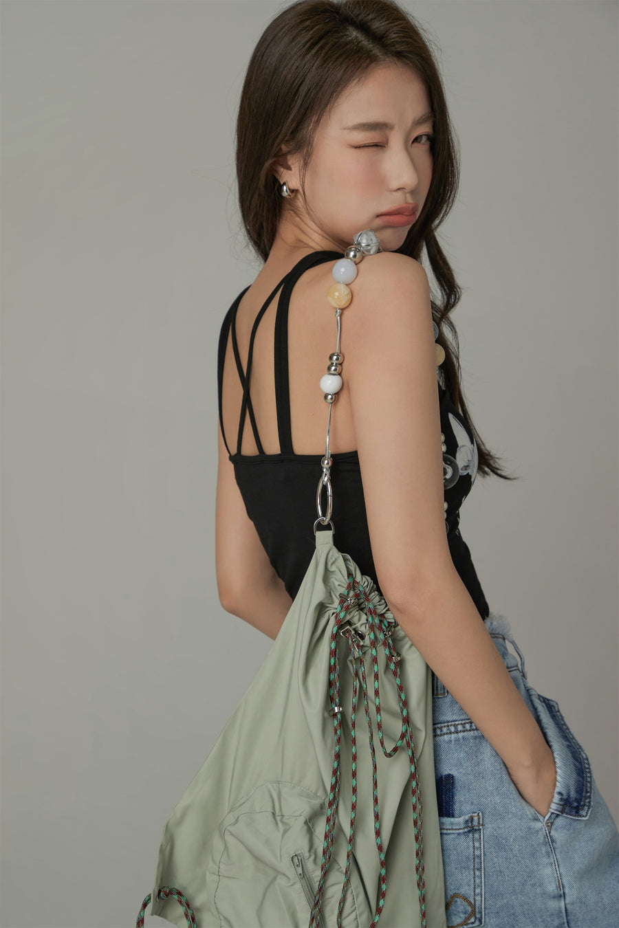 CHUU Butterfly Sleeveless Crop Top