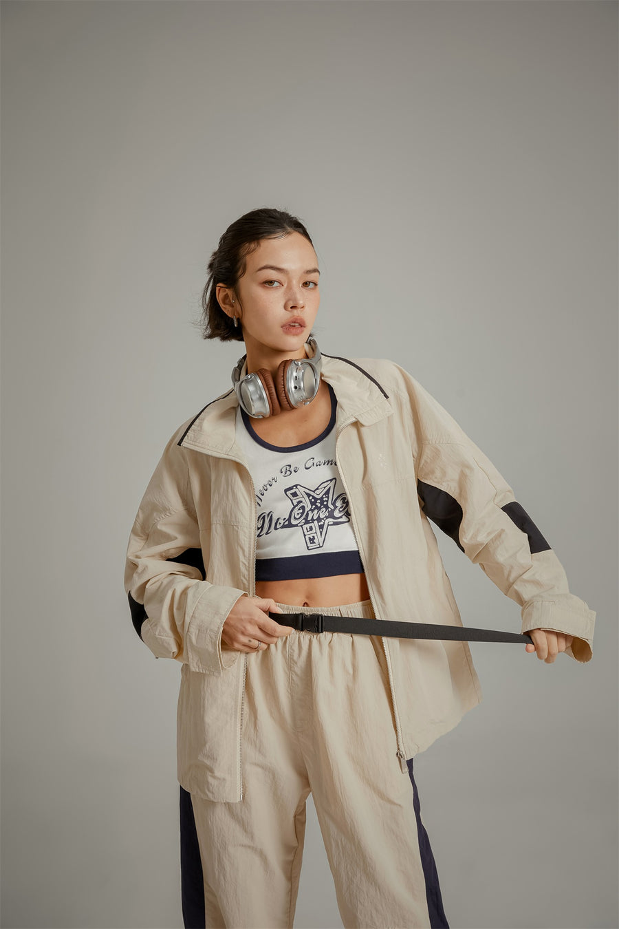 CHUU Star Circle Zip-Up Field Jacket