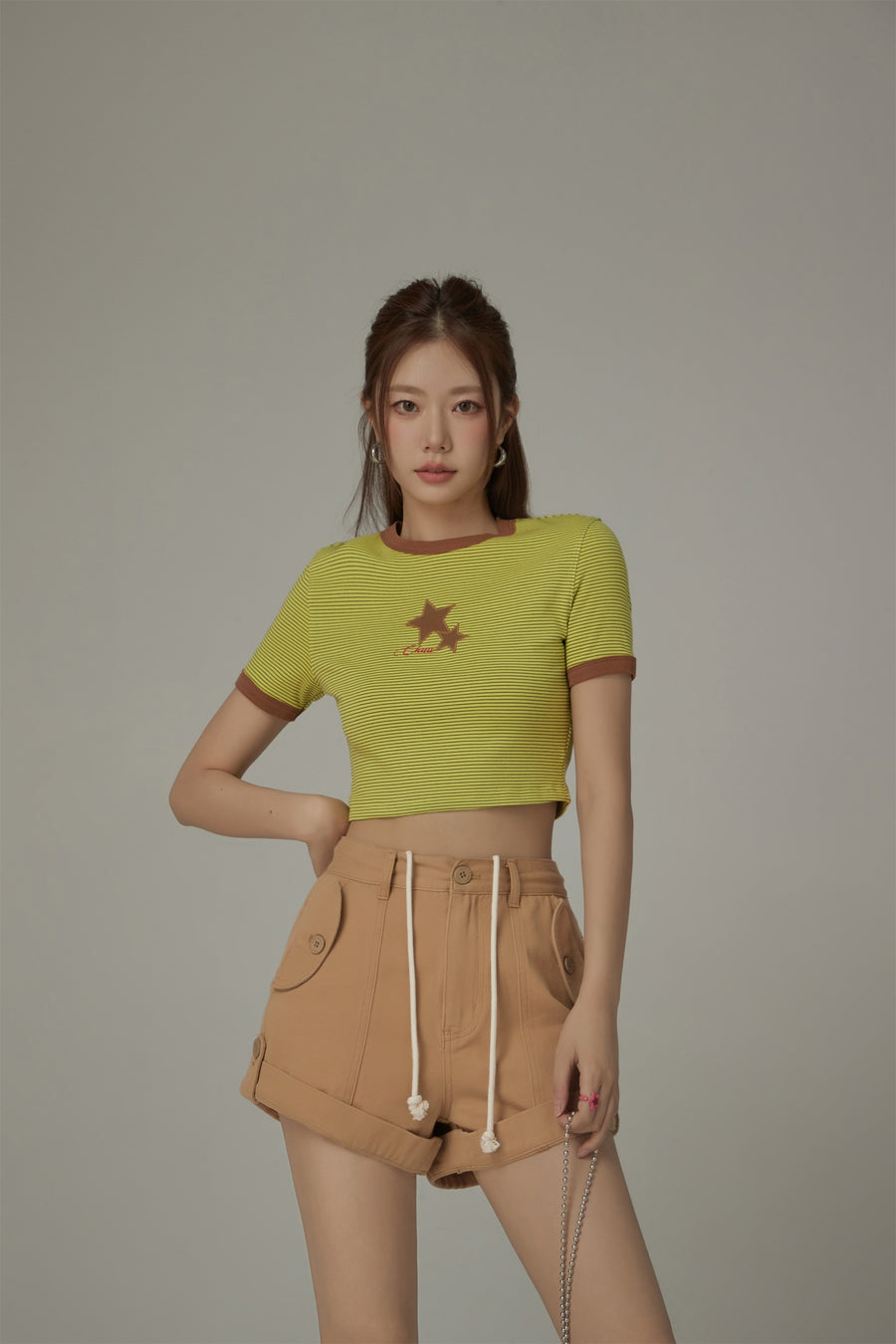 CHUU Star Stripe Cropped T-Shirt