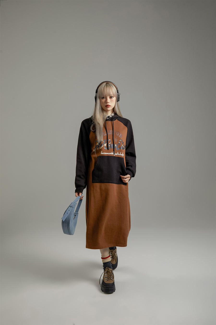 CHUU Raglan Loose Fit Hooded Dress