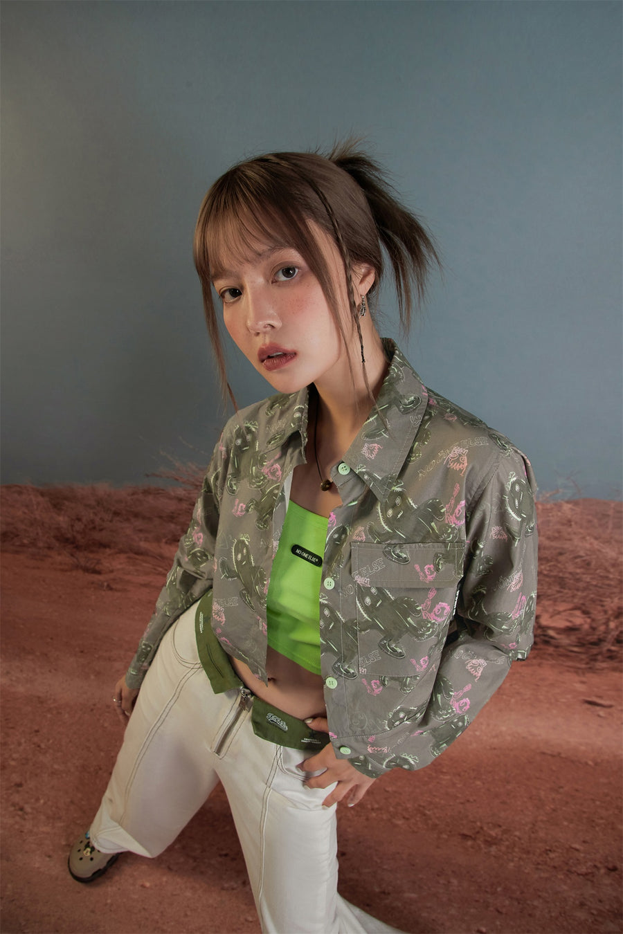 CHUU Running Cactus Vintage Crop Shirt