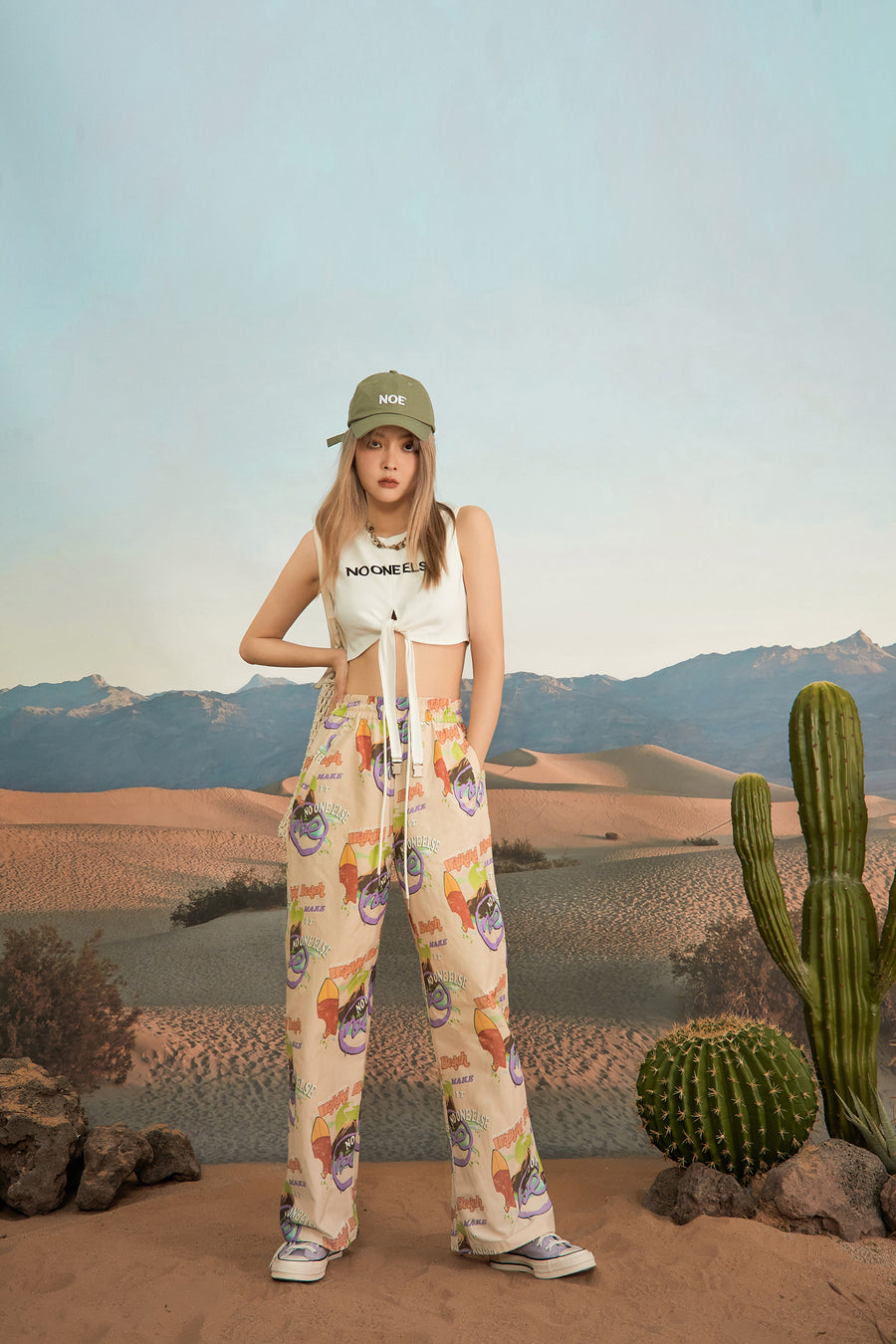 CHUU On The Bright Side Printed Pants